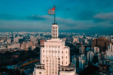As Regiões Mais Valorizadas para Investir em Imóveis no Brasil
